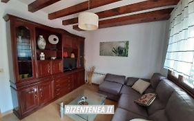 Bizentenea