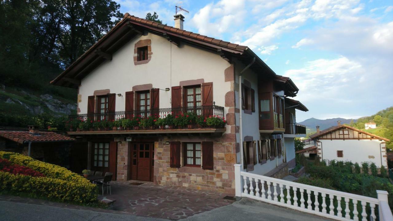 Bizentenea Zugarramurdi Extérieur photo